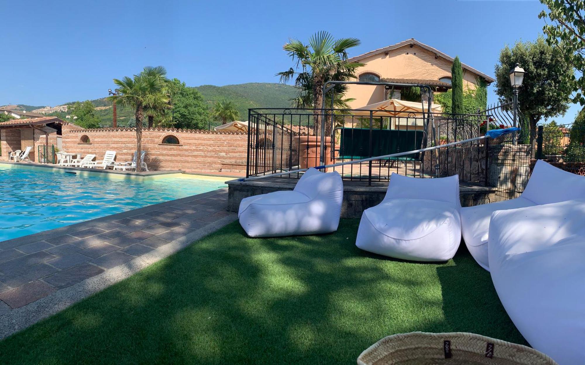 Residenza Le Querce Trilocale Villa Fossato di Vico Exteriör bild