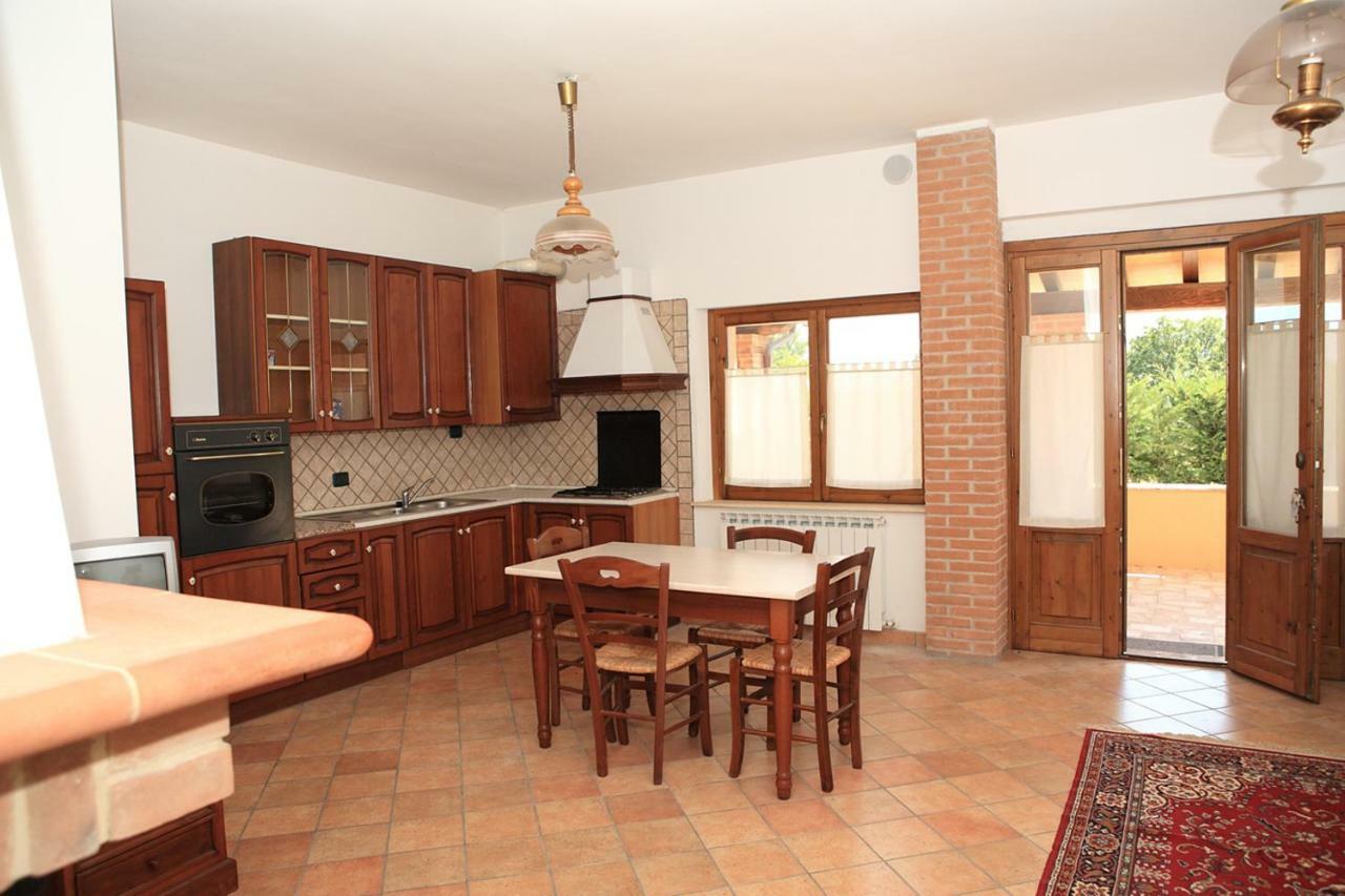 Residenza Le Querce Trilocale Villa Fossato di Vico Exteriör bild